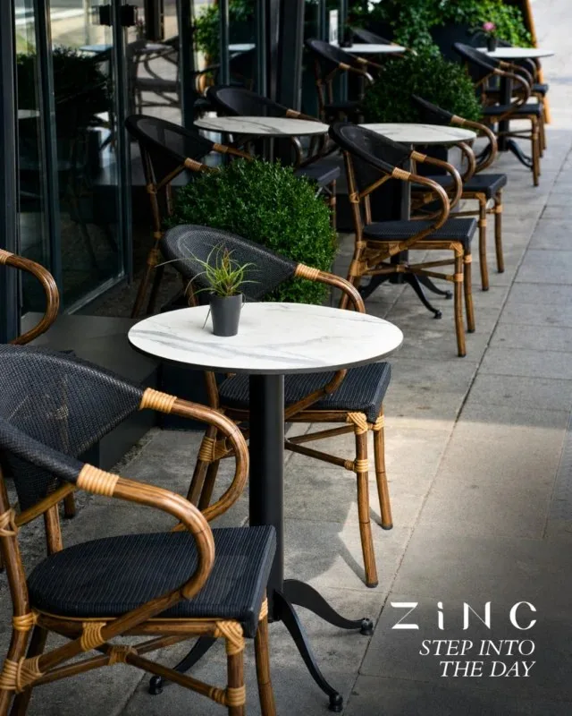 Zinc Bar & Restaurant — photo 32