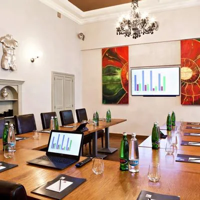 Restaurant Goldie / Boutique hotel Nautilus — photo 12