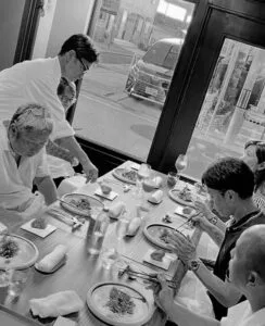 Abbesses — kitchen