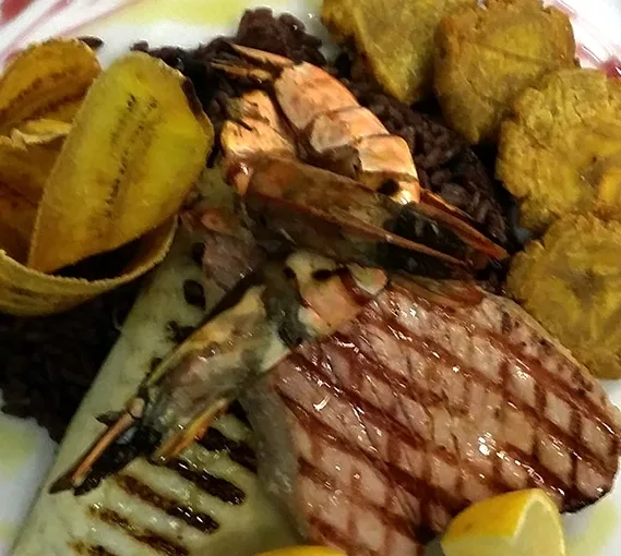 Pequeña Habana Restaurant — photo 33