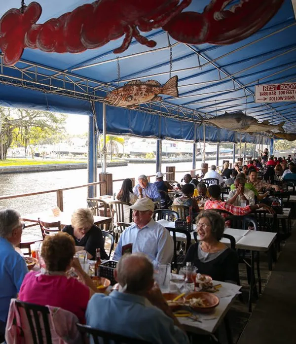 Rustic Inn Crabhouse — photo 23
