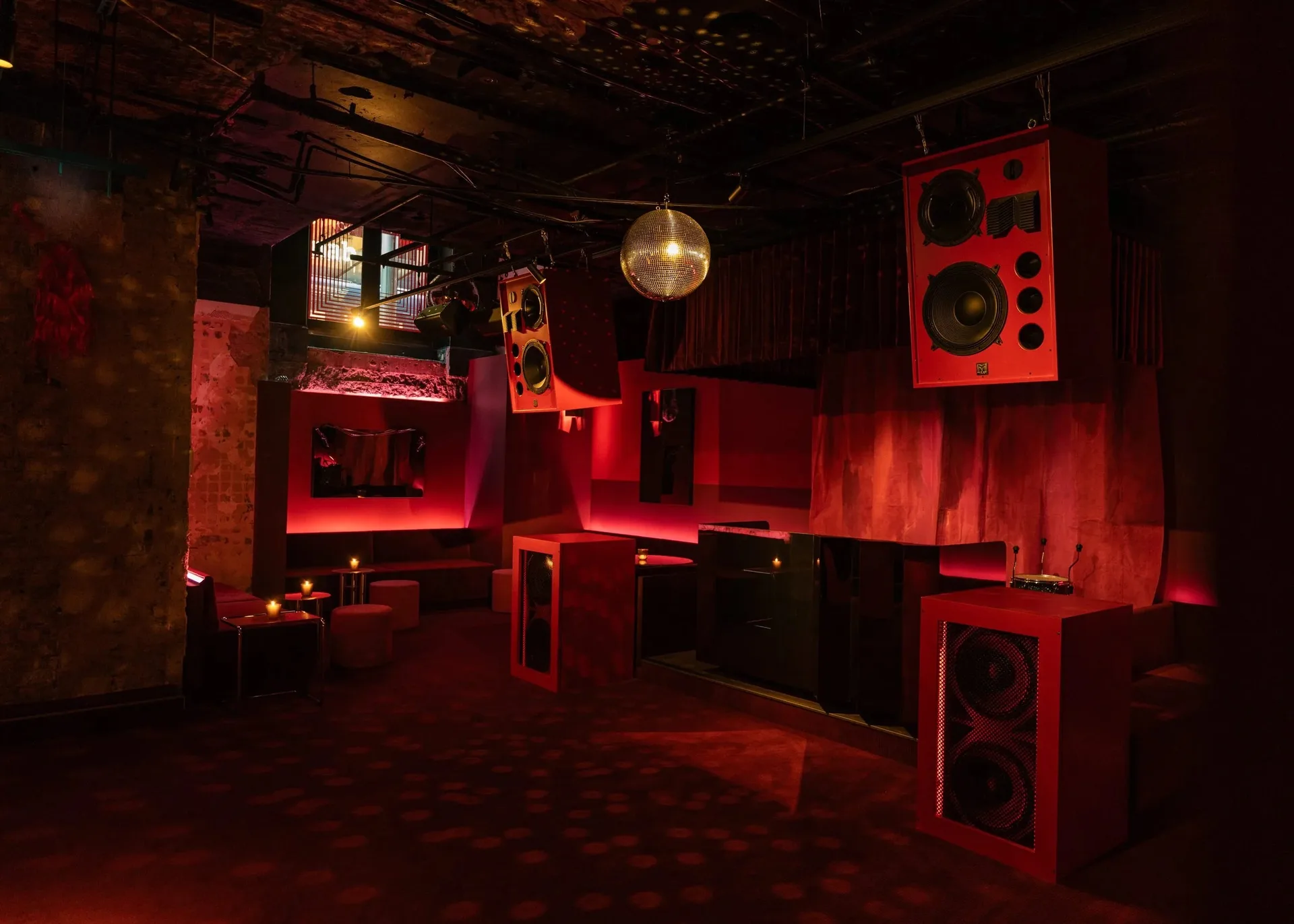 Bentley Restaurant & Bar — photo 32
