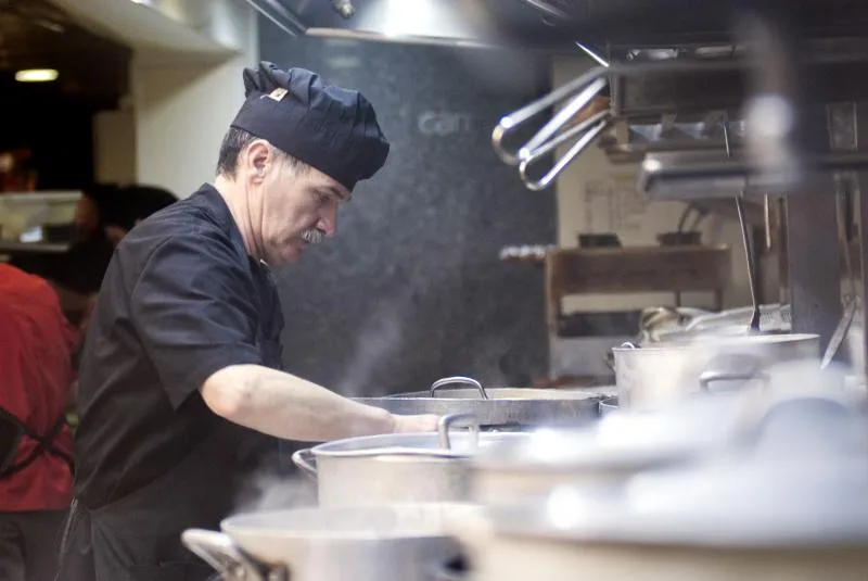 Can Ferrán — kitchen
