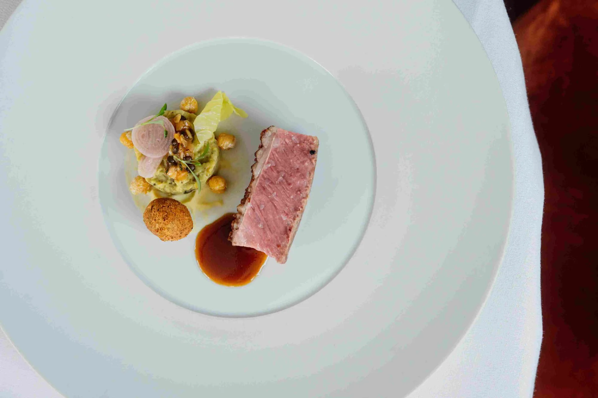 Gourmet Restaurant in Rüssels Landhaus — photo 41
