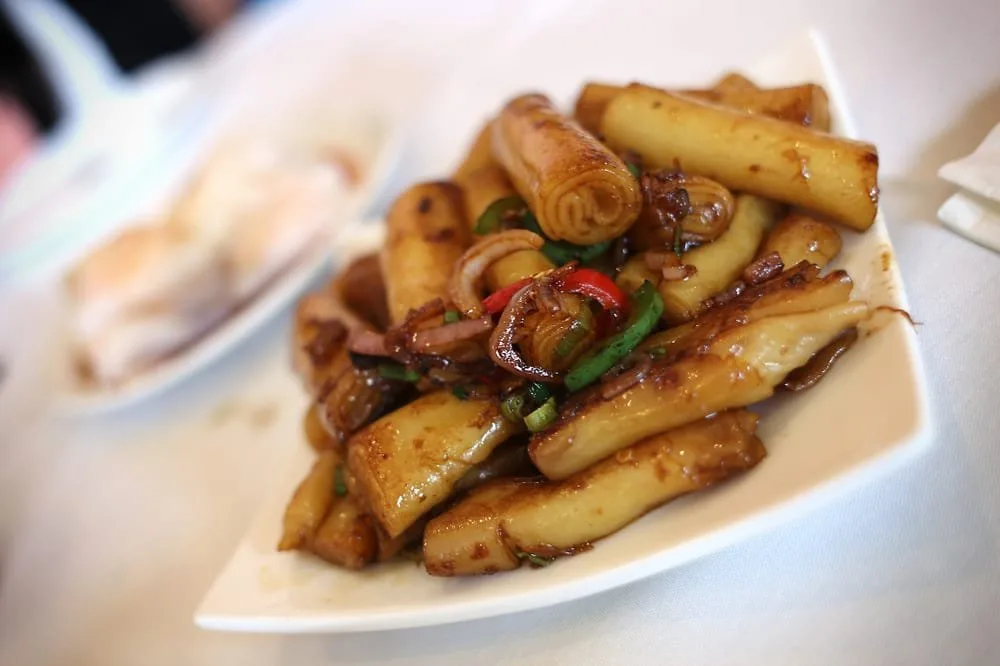 HK Lounge Bistro — photo 14