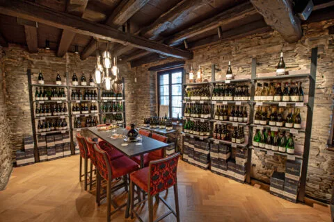 Historisches Gasthaus Sanct Peter Restaurant Weinkirche — drink
