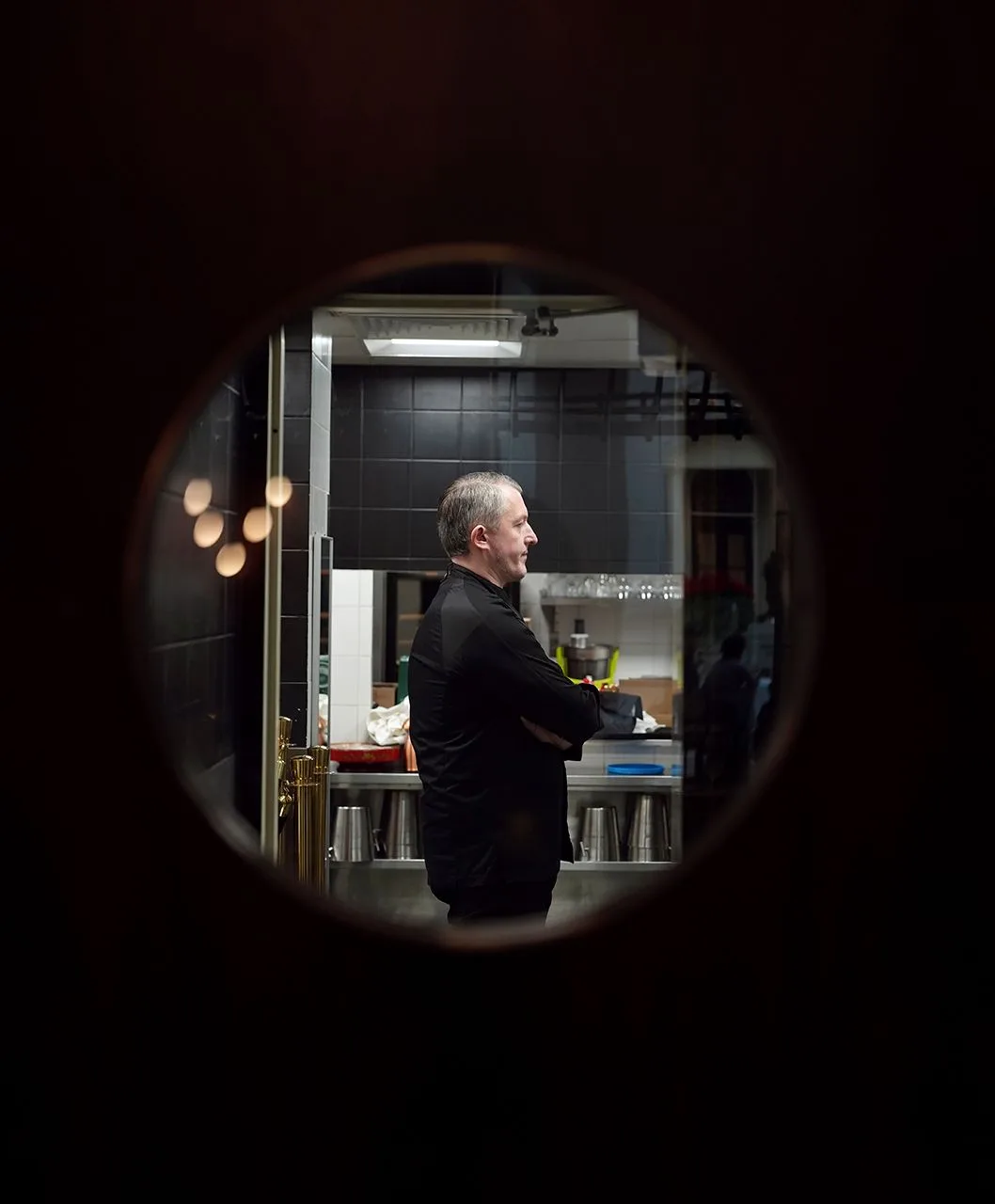 Aux Beaux Arts — kitchen