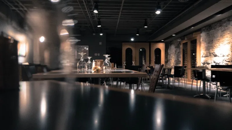 The Oven — atmosphere