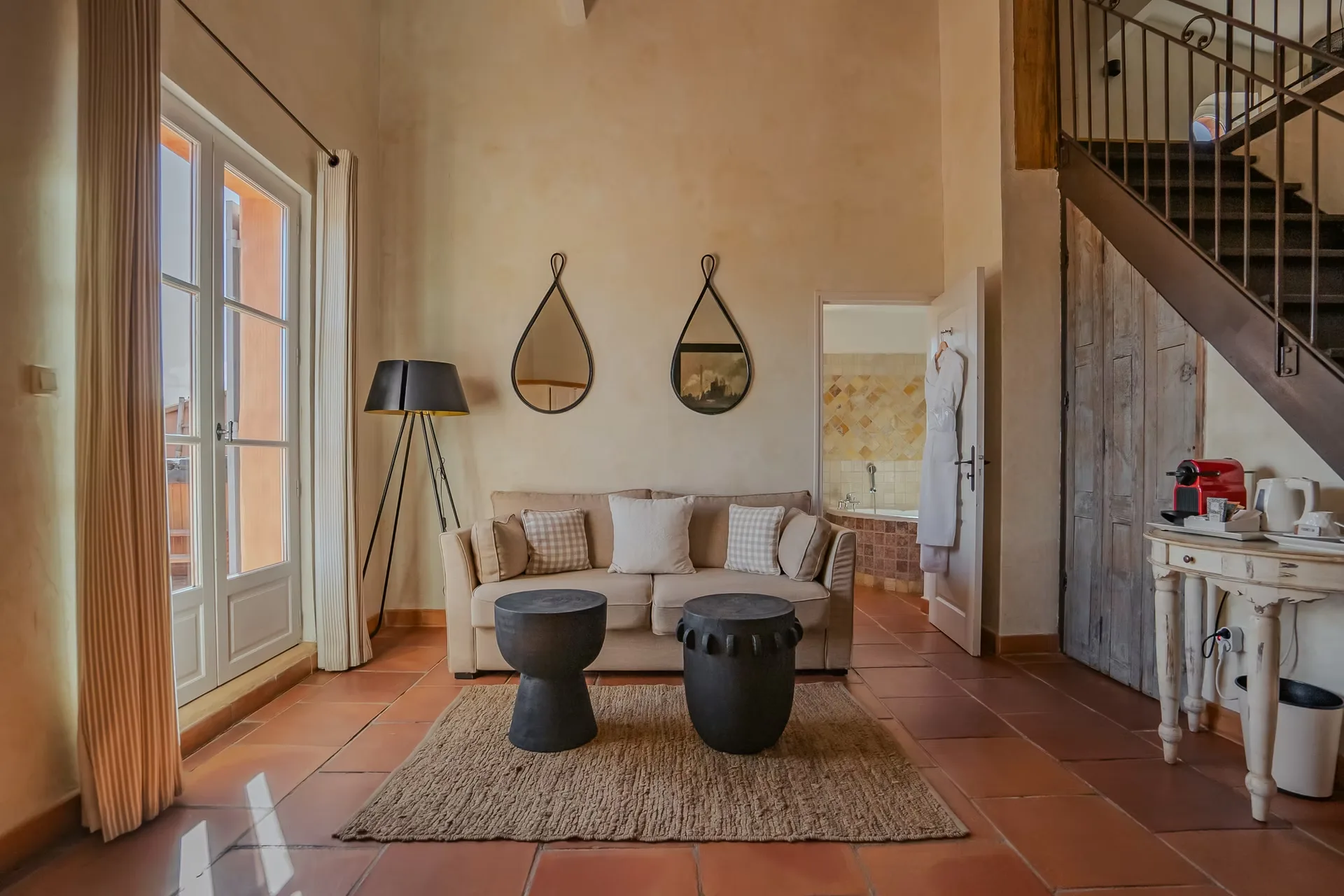 Omma, Roussillon
