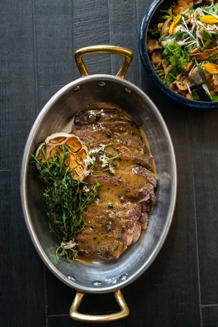 Commis — food
