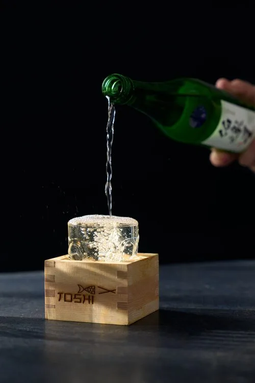 Toshi, Graz