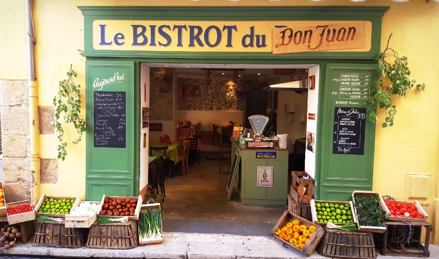 Chez Jules Le Don Juan — atmosphere