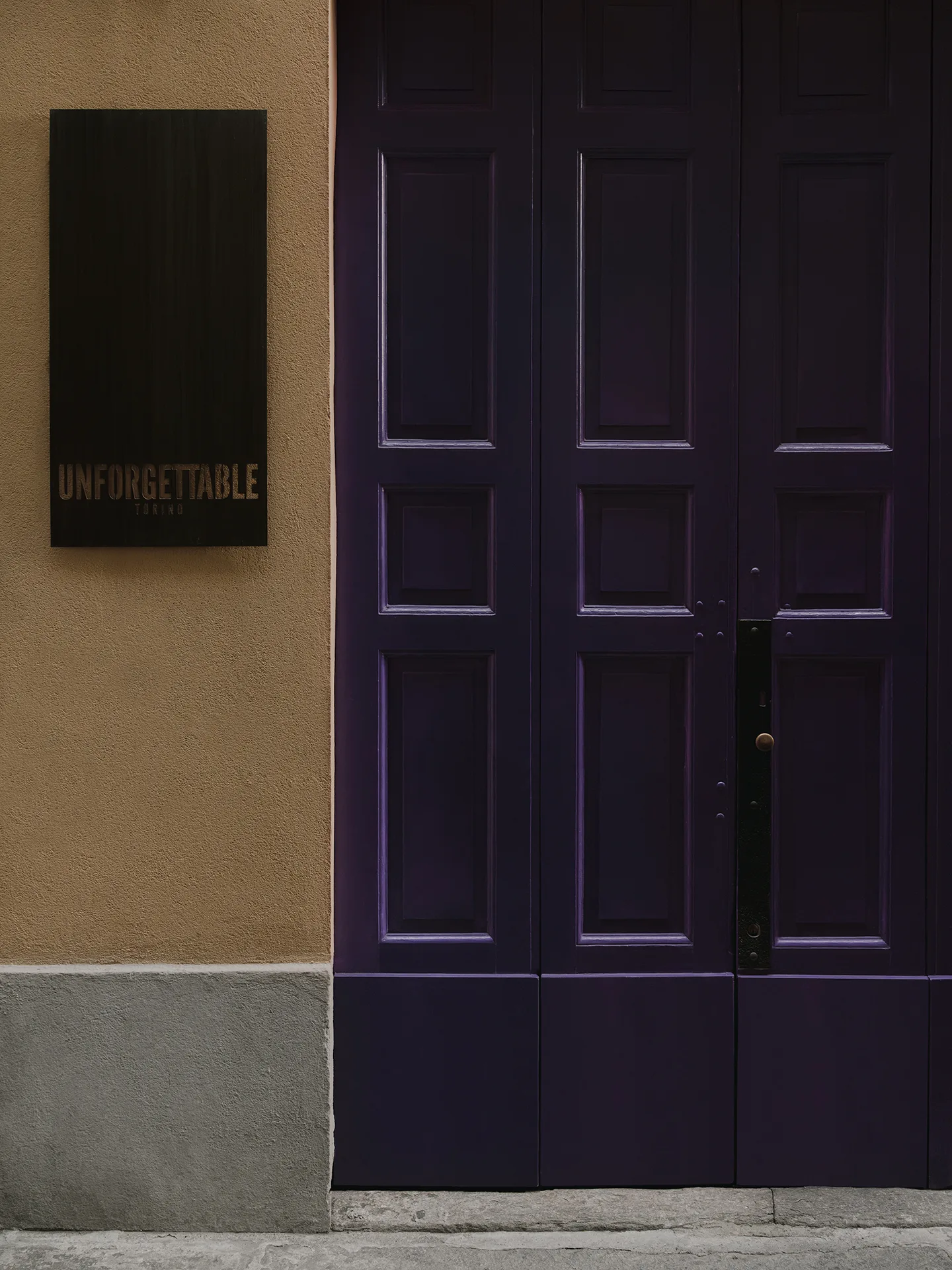 Unforgettable — atmosphere