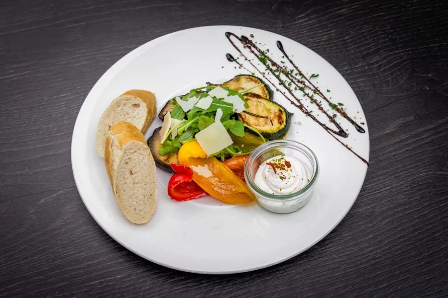 Burgdorfs Restaurant — food
