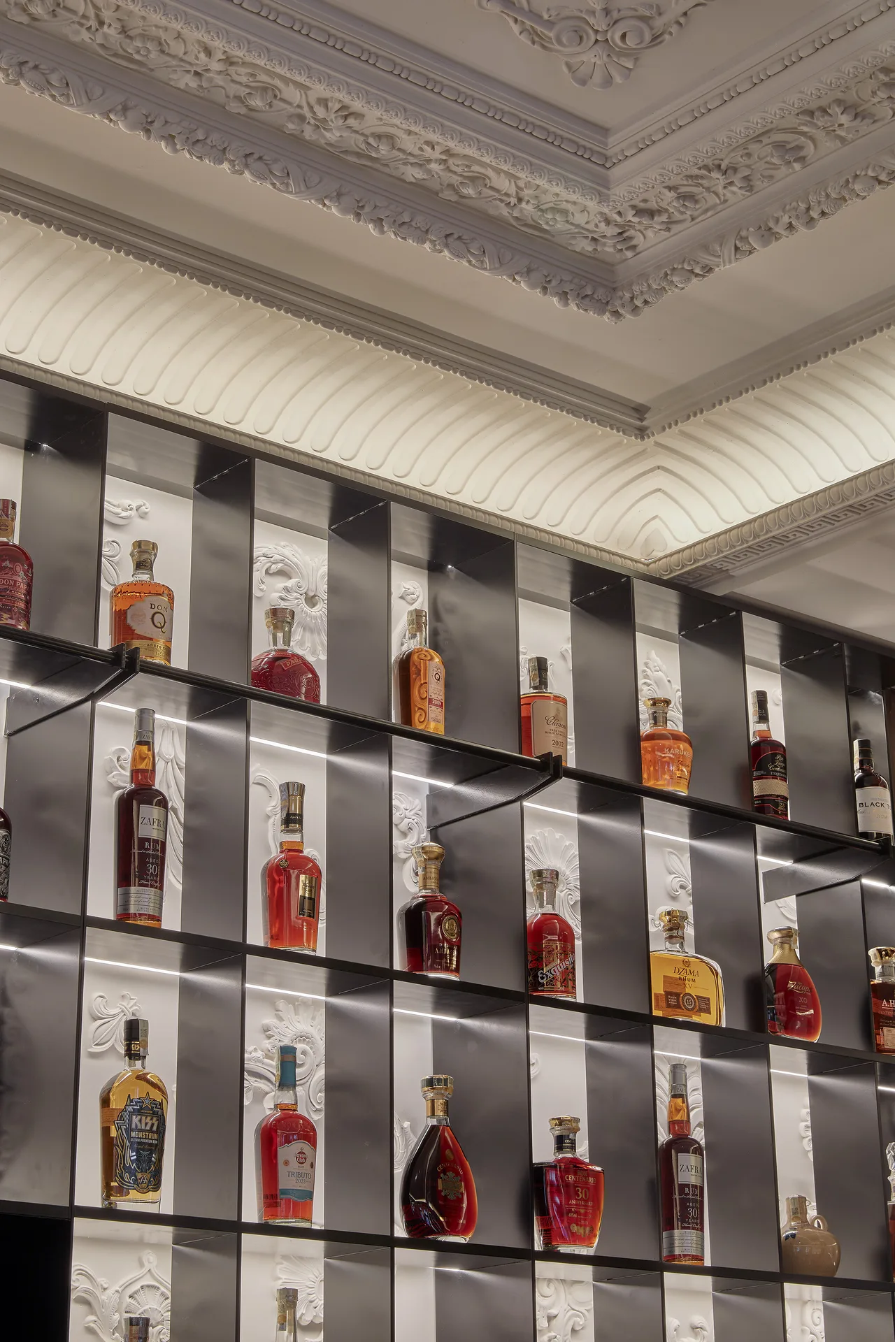 Meat & Bone Steakhouse — drink