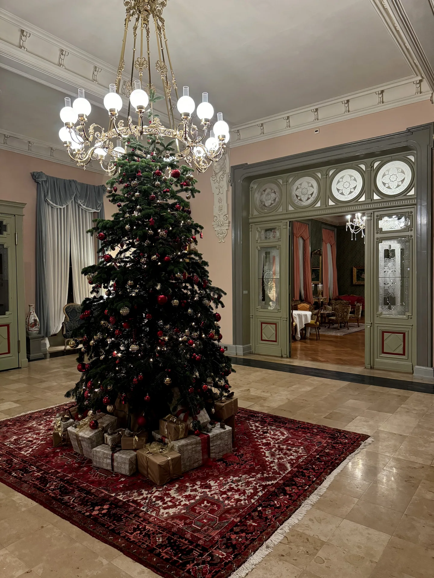 Grandhotel Giessbach — photo 48