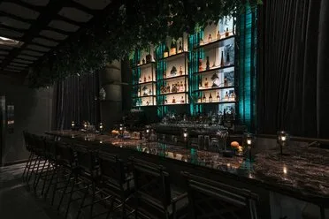 Mott 32, Dubai Marina