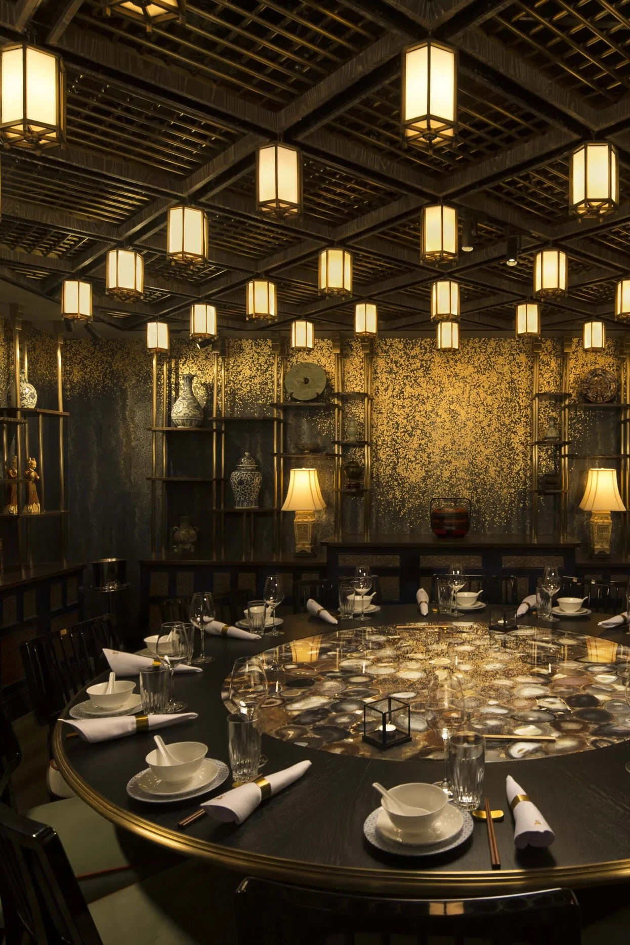 Mott 32 — photo 34