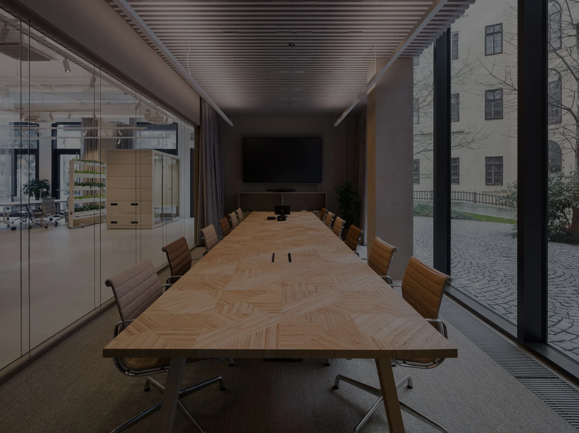 GREEN TABLE — photo 40
