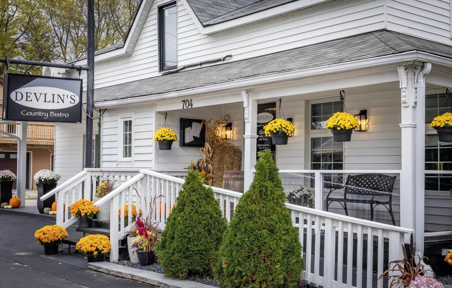 Devlin's Country Bistro — photo 41