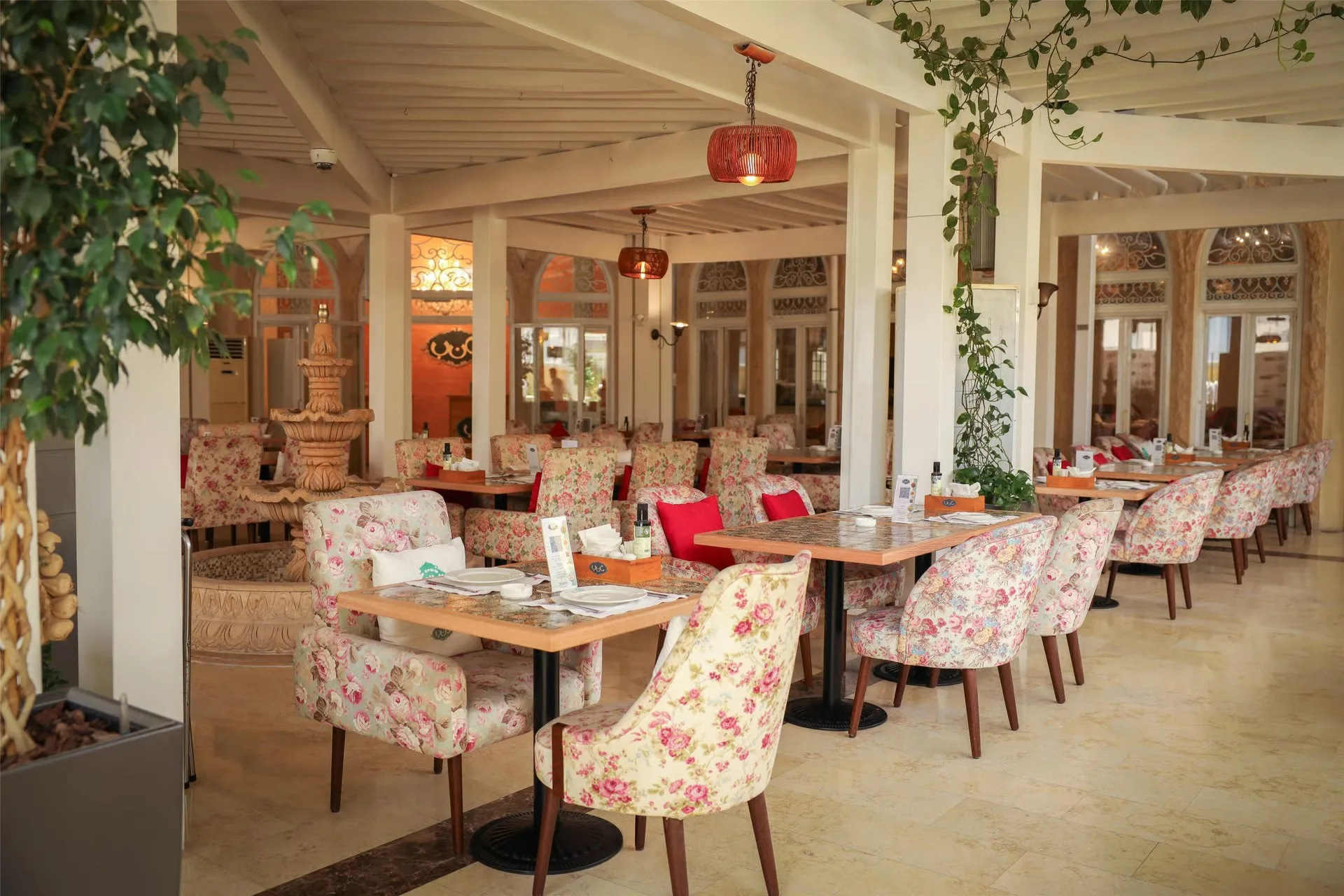 Enab Beirut - Kempinski Al Othman Hotel Al Khobar — photo 8