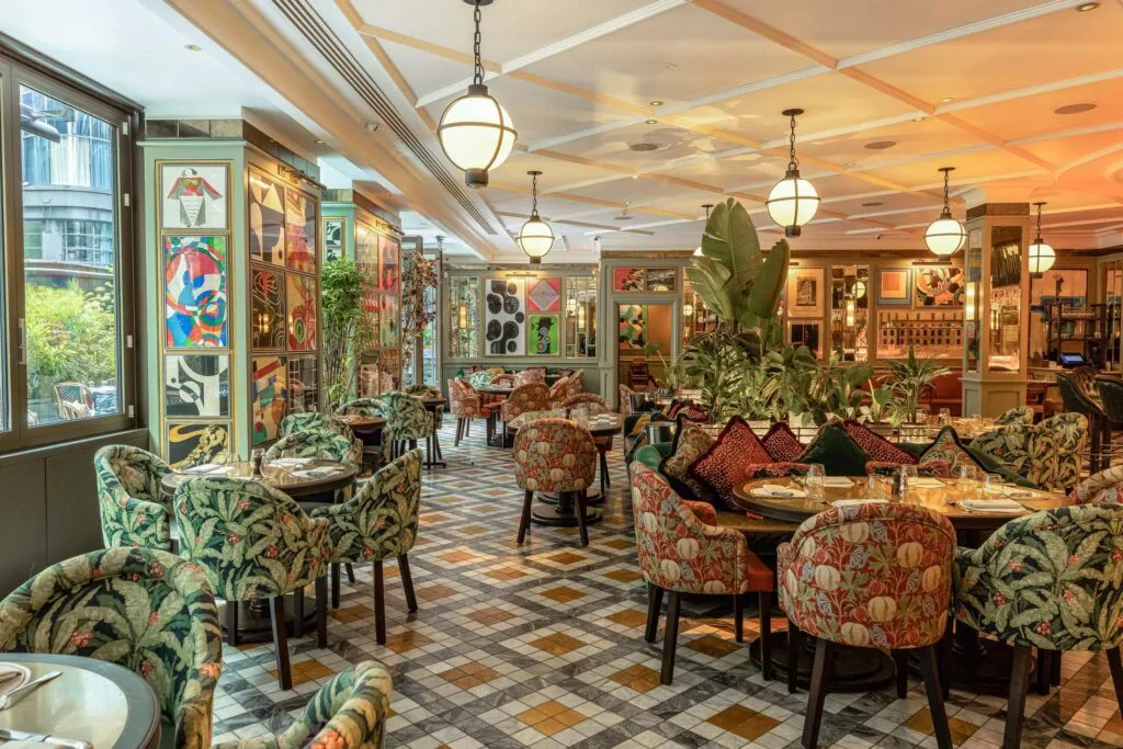 The Ivy — photo 12