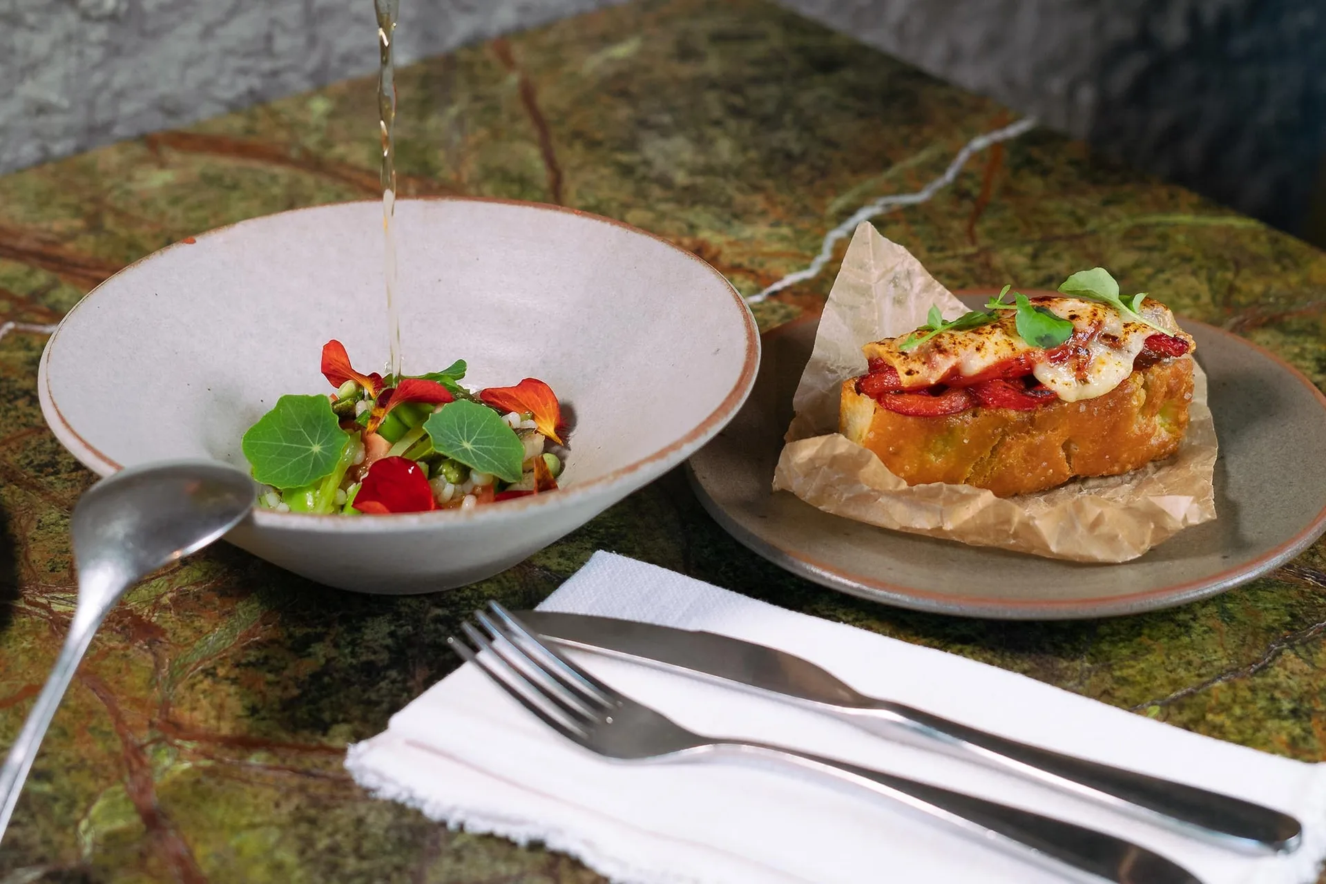 Fava Tonka — food