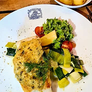 Der Kleine Heinrich — food