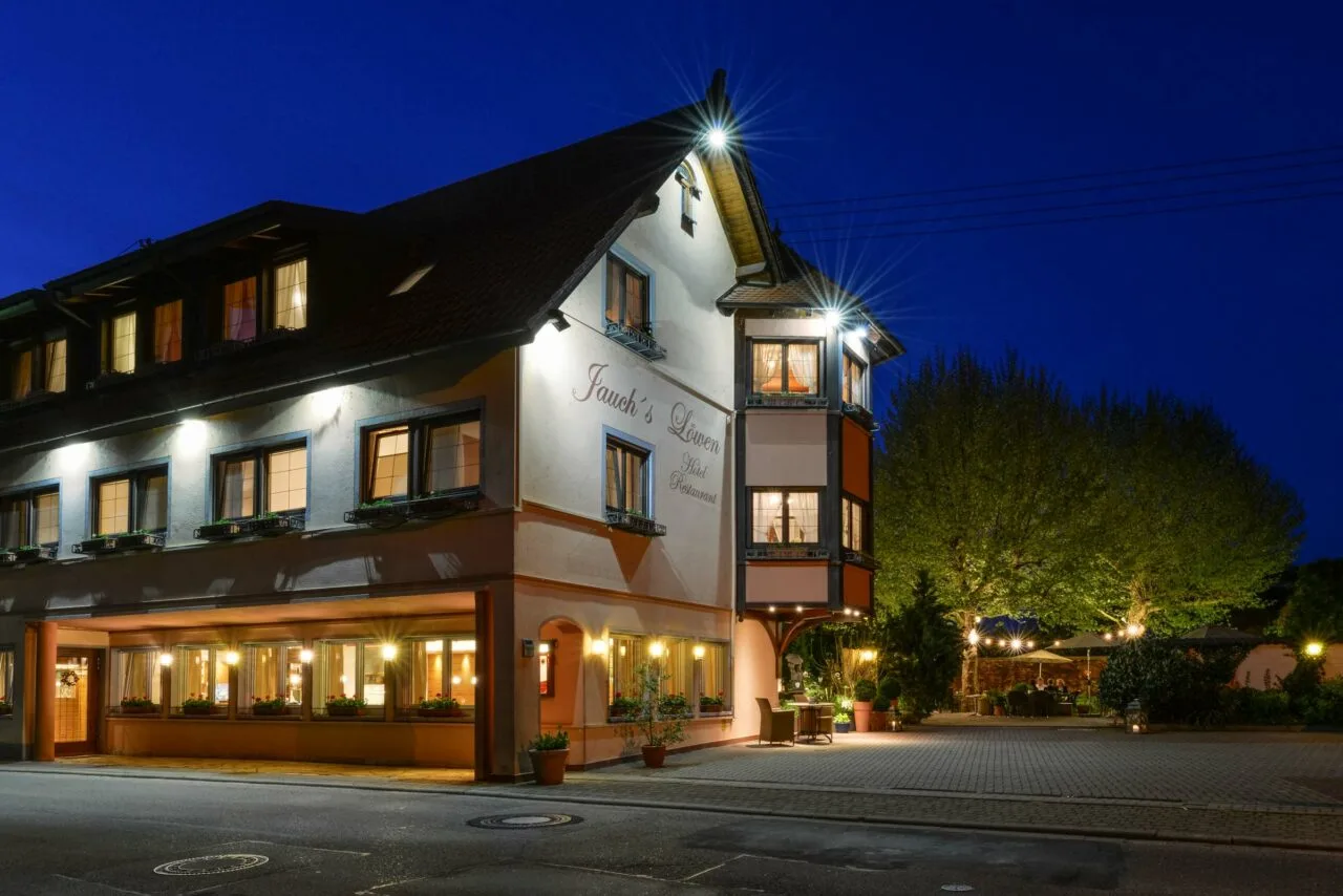 Jauch’s Löwen Restaurant — photo 16