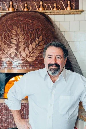 Spacca Napoli Pizzeria — kitchen
