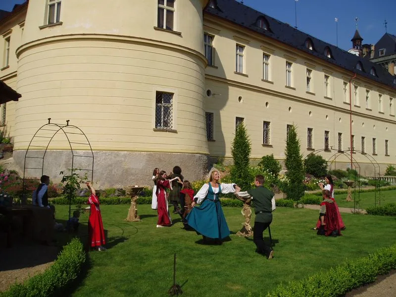 Zámek Zbiroh – Krčma U Rudolfovy kratochvíle — photo 21