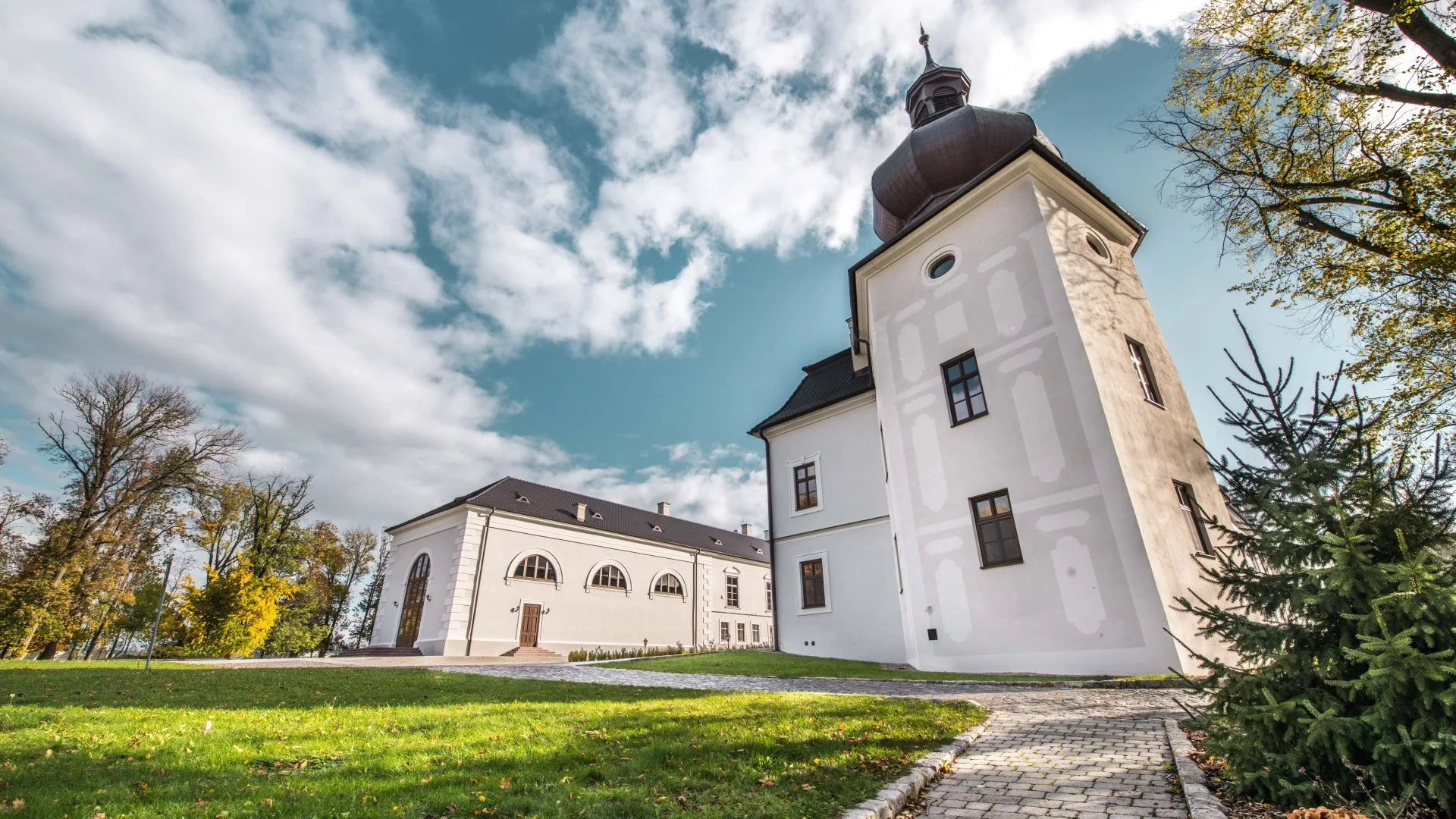 Reštaurácia SONGE Chateau Appony — photo 55