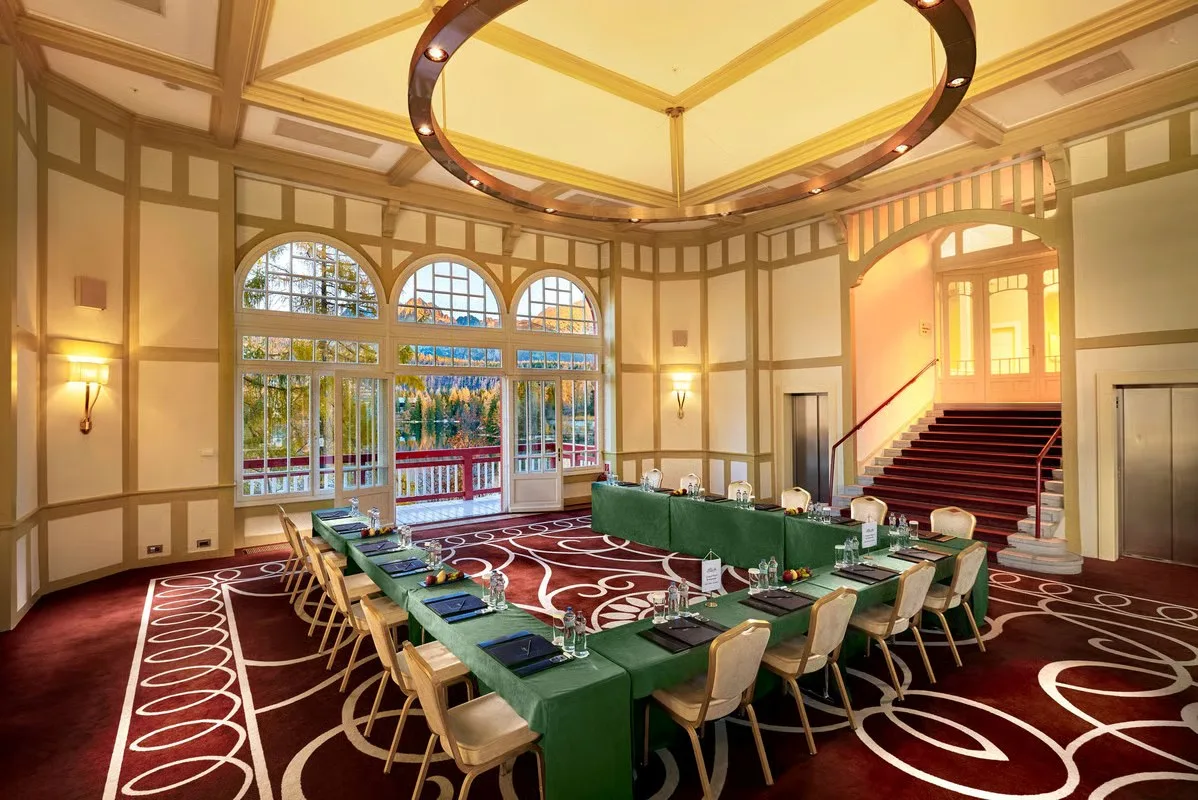 Grand Restaurant — photo 23
