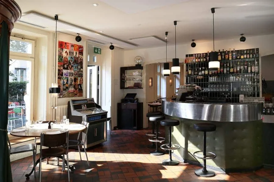 Ristorante Italia — atmosphere