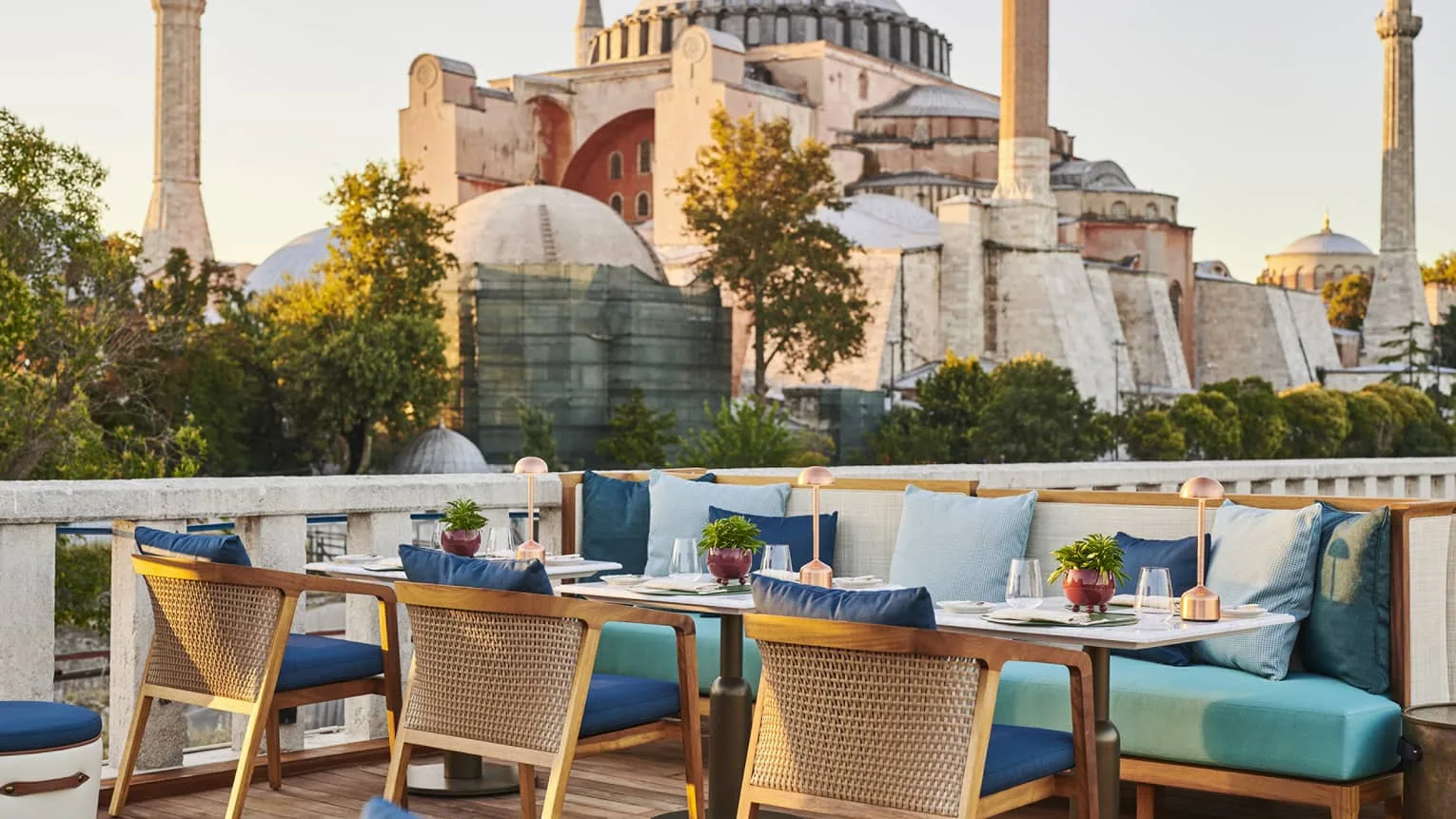 Avlu Restaurant — photo 6
