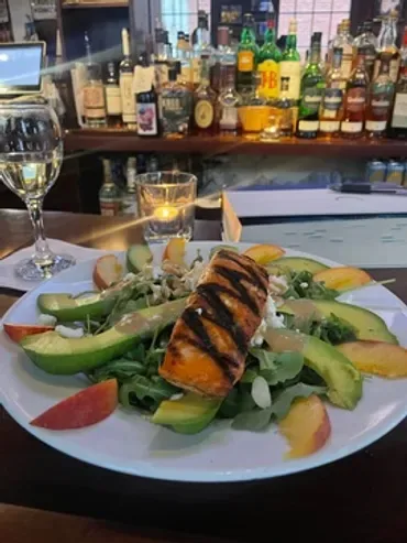 Court Street Restaurant & Bar — food