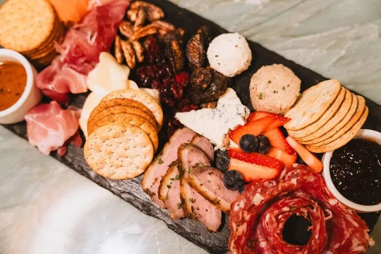 Caché — food