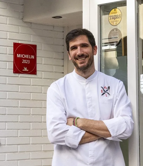 Tres por Cuatro — kitchen