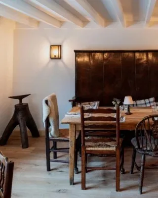 The Three Horseshoes, Witney