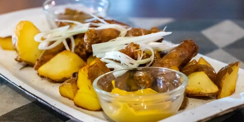 RESTORAN RUSTIQUE — food