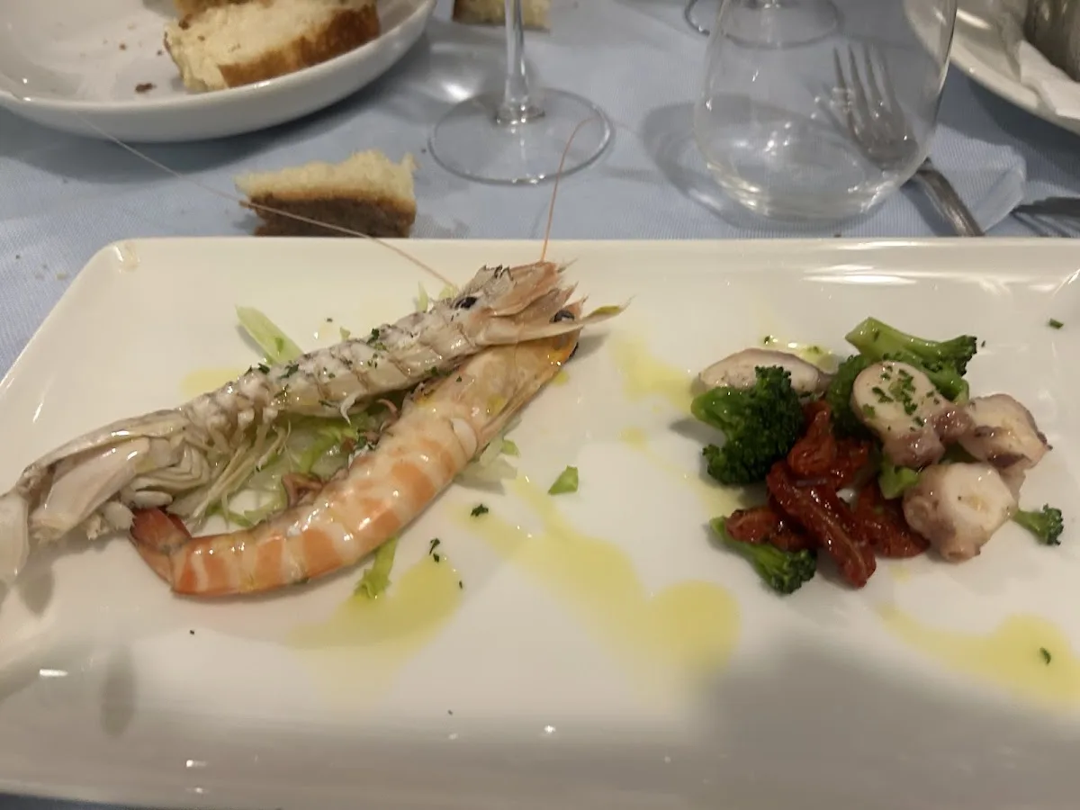 Vecchia Marina — food