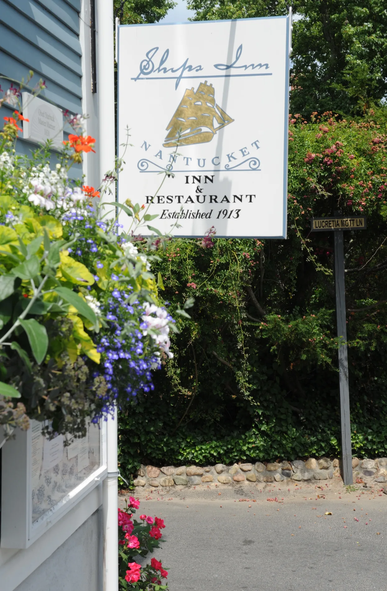 Ship's Inn — photo 4