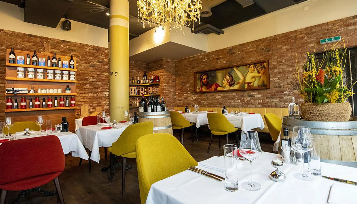 Daniele Winebar Restaurant Lounge — photo 15