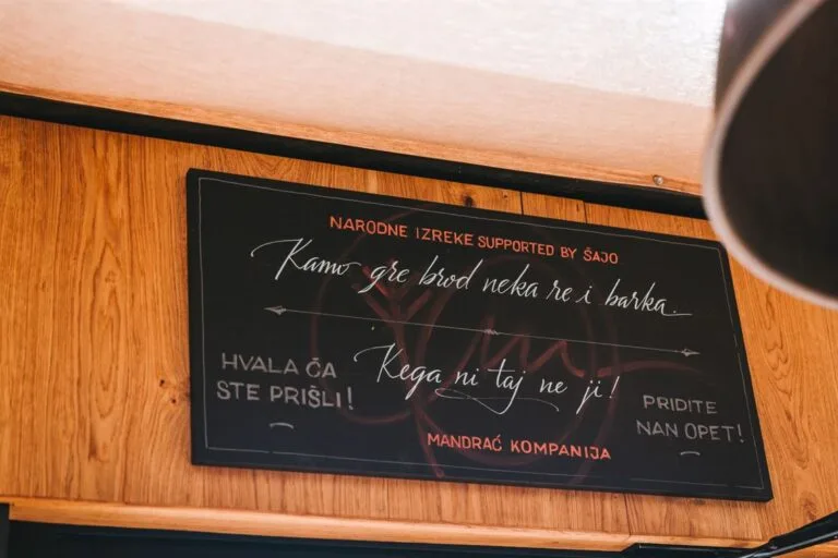 Trattoria Mandrać — atmosphere