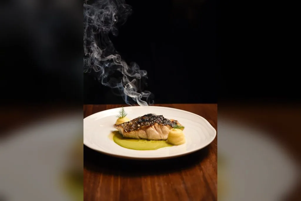 Indómito — food