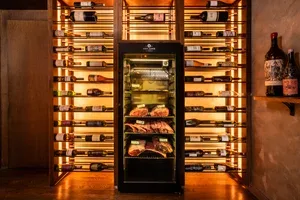 El Che Steakhouse & Bar — atmosphere
