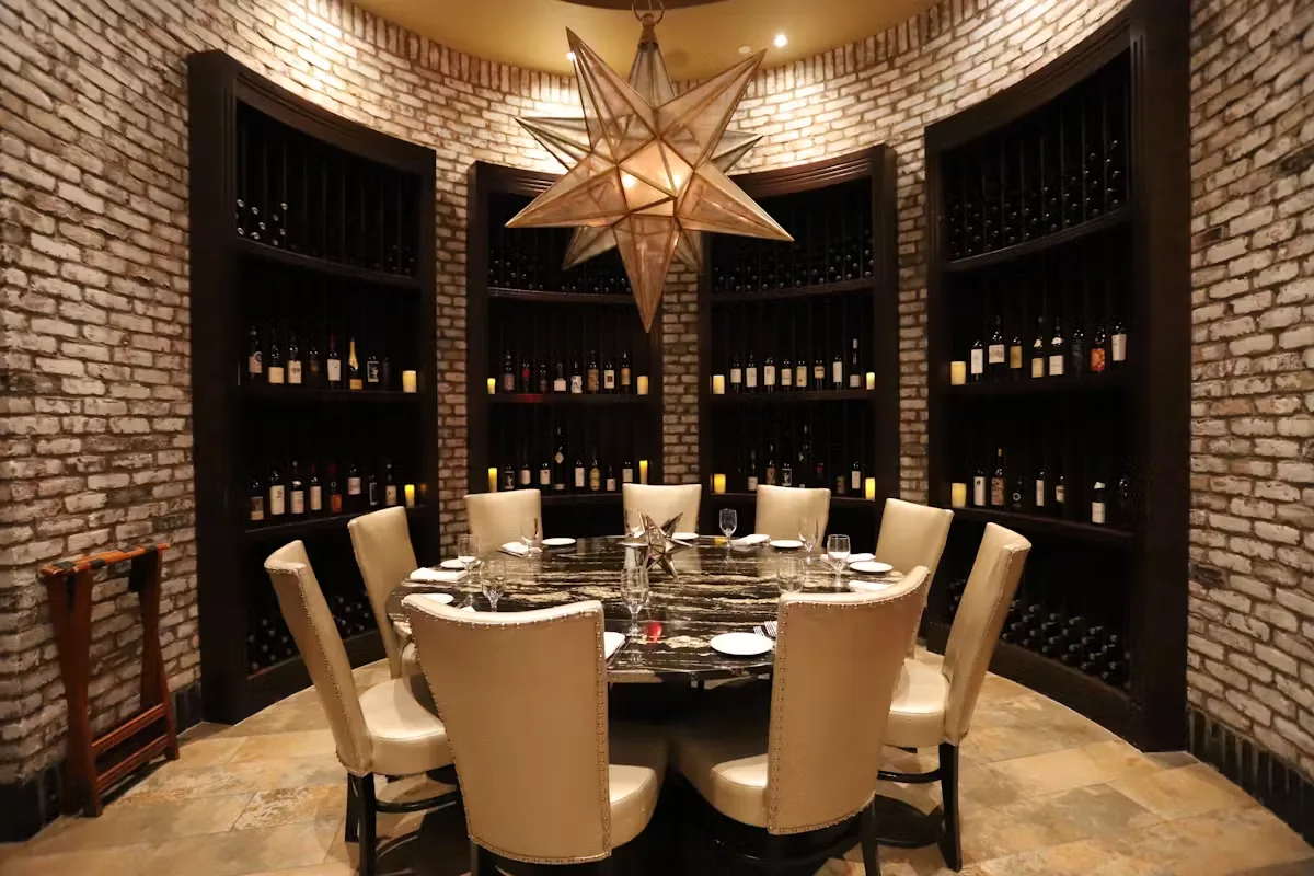 City Cellar Wine Bar & Grill — photo 9