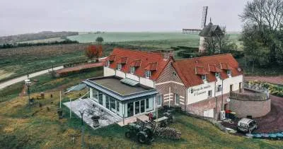 Le Saltimbanque - Auberge du Moulin — atmosphere