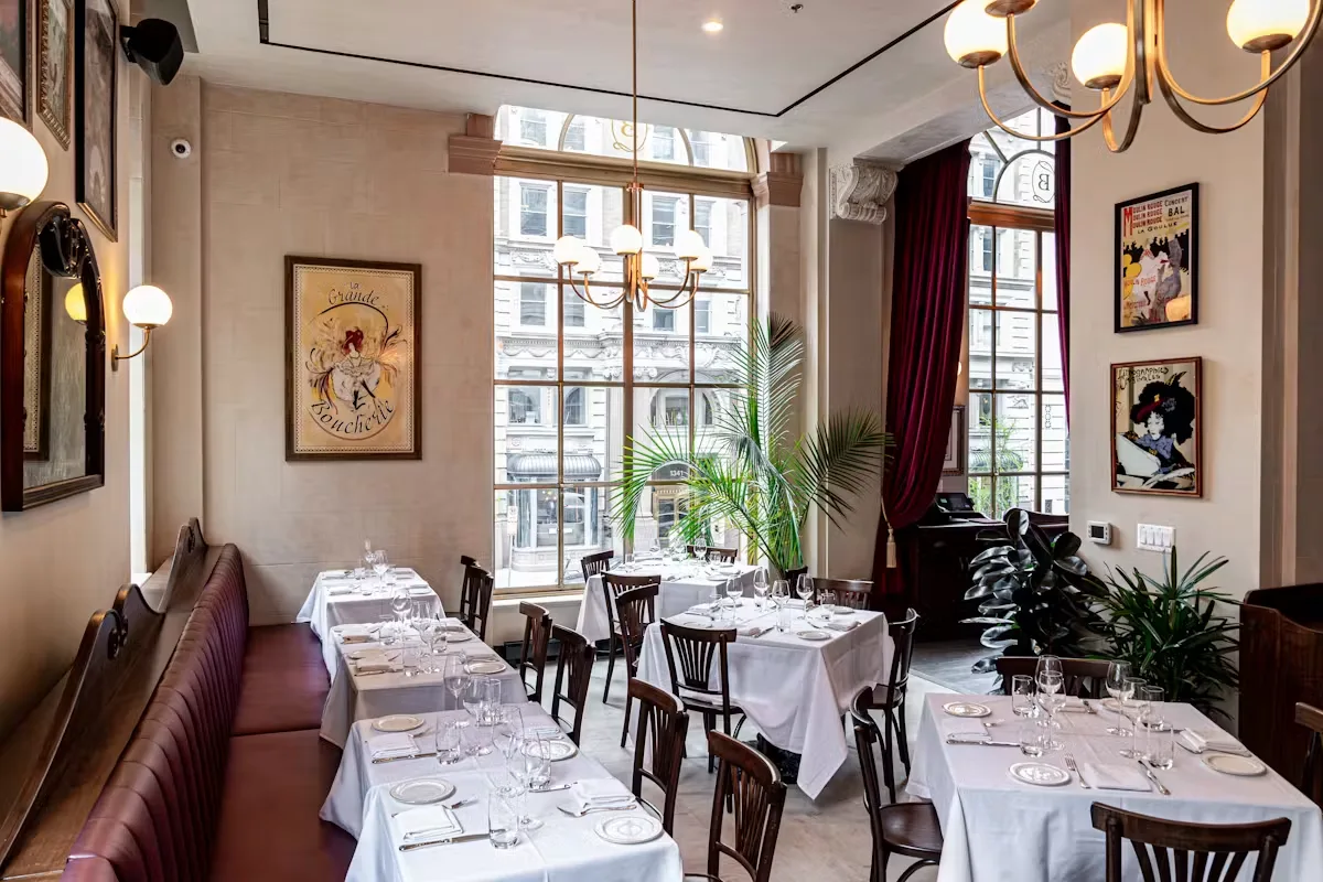 La Grande Boucherie — atmosphere