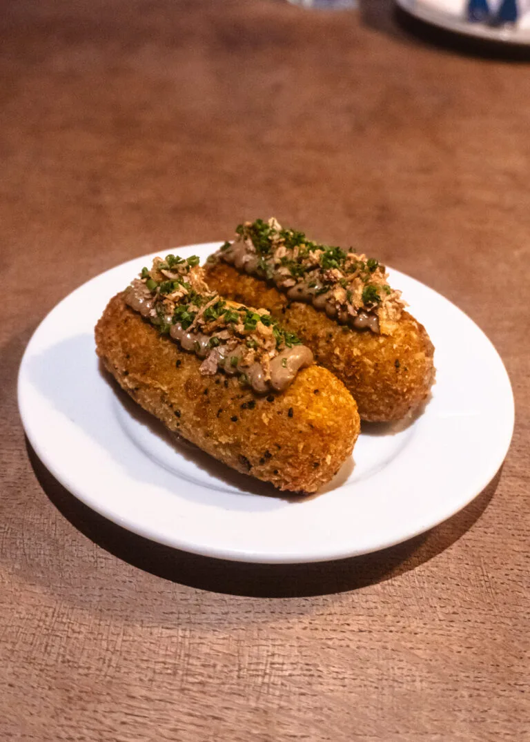 Queens Wine Bar and Bistro — photo 32